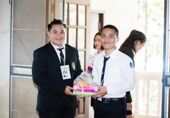 ภาพกิจกรรม โครงการอบรมเชิงปฏิบัติการค่ายอาสาบำเพ็ญประโยชน์ส่งเสริมสุขภาพ เสริมสร้างคุณธรรมจริยธรรมและบูรณาการเรียนรู้เพื่อทำนุบำรุงศิลปวัฒนธรรม ครั้งที่ 3