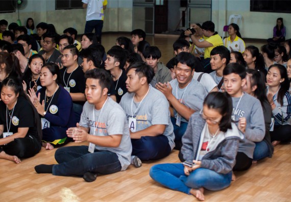 ภาพกิจกรรม โครงการอบรมเชิงปฏิบัติการค่ายอาสาบำเพ็ญประโยชน์ส่งเสริมสุขภาพ เสริมสร้างคุณธรรมจริยธรรมและบูรณาการเรียนรู้เพื่อทำนุบำรุงศิลปวัฒนธรรม ครั้งที่ 3