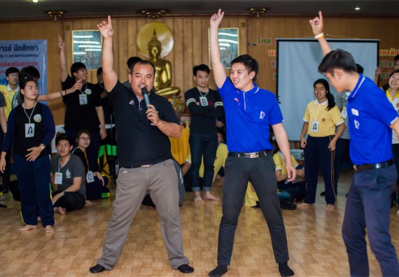 ภาพกิจกรรม โครงการอบรมเชิงปฏิบัติการค่ายอาสาบำเพ็ญประโยชน์ส่งเสริมสุขภาพ เสริมสร้างคุณธรรมจริยธรรมและบูรณาการเรียนรู้เพื่อทำนุบำรุงศิลปวัฒนธรรม ครั้งที่ 3