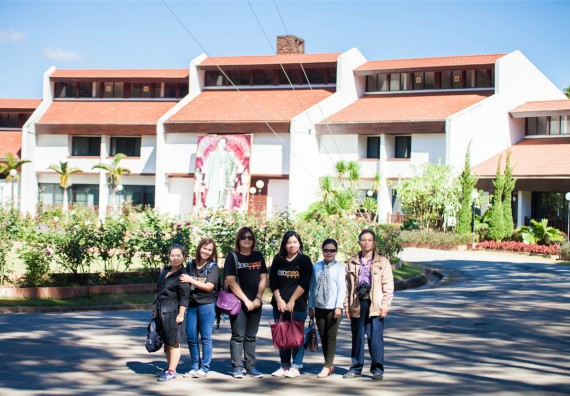 ภาพกิจกรรม โครงการอบรมเชิงปฏิบัติการค่ายอาสาบำเพ็ญประโยชน์ส่งเสริมสุขภาพ เสริมสร้างคุณธรรมจริยธรรมและบูรณาการเรียนรู้เพื่อทำนุบำรุงศิลปวัฒนธรรม ครั้งที่ 3