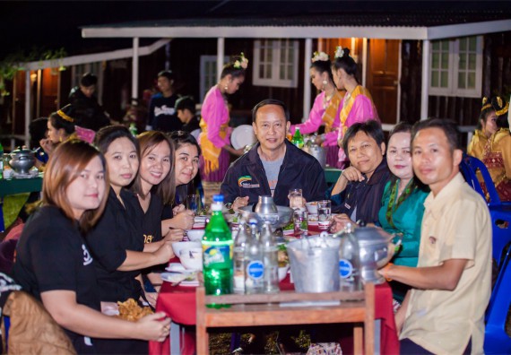 ภาพกิจกรรม โครงการอบรมเชิงปฏิบัติการค่ายอาสาบำเพ็ญประโยชน์ส่งเสริมสุขภาพ เสริมสร้างคุณธรรมจริยธรรมและบูรณาการเรียนรู้เพื่อทำนุบำรุงศิลปวัฒนธรรม ครั้งที่ 3