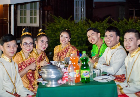 ภาพกิจกรรม โครงการอบรมเชิงปฏิบัติการค่ายอาสาบำเพ็ญประโยชน์ส่งเสริมสุขภาพ เสริมสร้างคุณธรรมจริยธรรมและบูรณาการเรียนรู้เพื่อทำนุบำรุงศิลปวัฒนธรรม ครั้งที่ 3