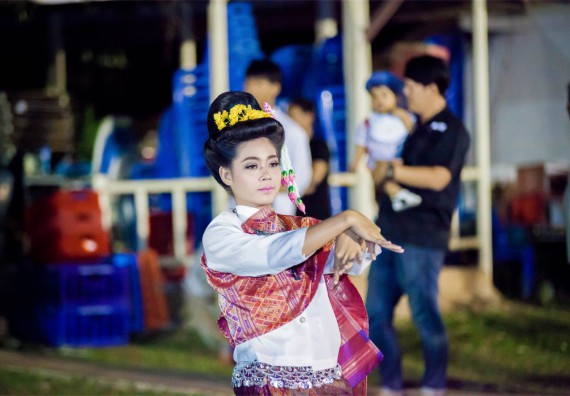 ภาพกิจกรรม โครงการอบรมเชิงปฏิบัติการค่ายอาสาบำเพ็ญประโยชน์ส่งเสริมสุขภาพ เสริมสร้างคุณธรรมจริยธรรมและบูรณาการเรียนรู้เพื่อทำนุบำรุงศิลปวัฒนธรรม ครั้งที่ 3