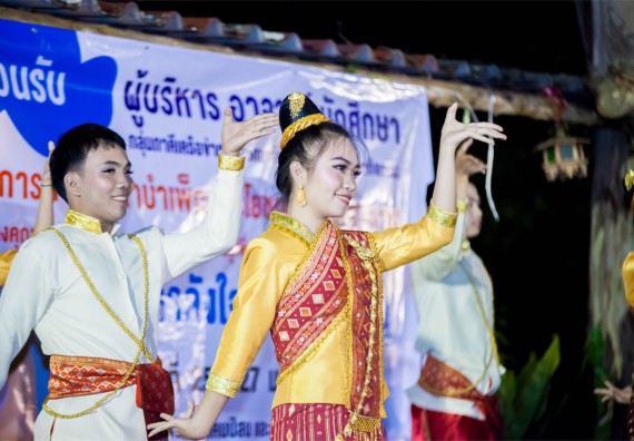 ภาพกิจกรรม โครงการอบรมเชิงปฏิบัติการค่ายอาสาบำเพ็ญประโยชน์ส่งเสริมสุขภาพ เสริมสร้างคุณธรรมจริยธรรมและบูรณาการเรียนรู้เพื่อทำนุบำรุงศิลปวัฒนธรรม ครั้งที่ 3