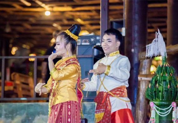 ภาพกิจกรรม โครงการอบรมเชิงปฏิบัติการค่ายอาสาบำเพ็ญประโยชน์ส่งเสริมสุขภาพ เสริมสร้างคุณธรรมจริยธรรมและบูรณาการเรียนรู้เพื่อทำนุบำรุงศิลปวัฒนธรรม ครั้งที่ 3