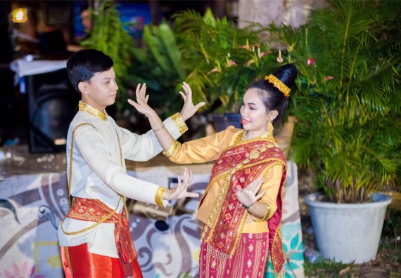 ภาพกิจกรรม โครงการอบรมเชิงปฏิบัติการค่ายอาสาบำเพ็ญประโยชน์ส่งเสริมสุขภาพ เสริมสร้างคุณธรรมจริยธรรมและบูรณาการเรียนรู้เพื่อทำนุบำรุงศิลปวัฒนธรรม ครั้งที่ 3