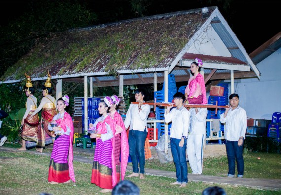 ภาพกิจกรรม โครงการอบรมเชิงปฏิบัติการค่ายอาสาบำเพ็ญประโยชน์ส่งเสริมสุขภาพ เสริมสร้างคุณธรรมจริยธรรมและบูรณาการเรียนรู้เพื่อทำนุบำรุงศิลปวัฒนธรรม ครั้งที่ 3