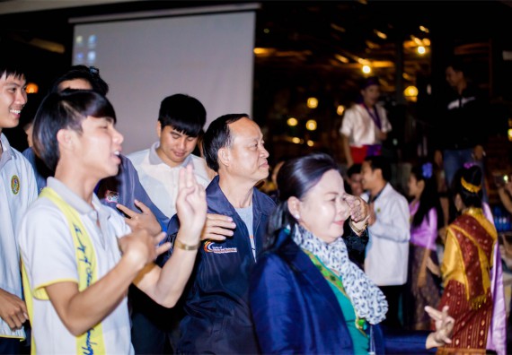 ภาพกิจกรรม โครงการอบรมเชิงปฏิบัติการค่ายอาสาบำเพ็ญประโยชน์ส่งเสริมสุขภาพ เสริมสร้างคุณธรรมจริยธรรมและบูรณาการเรียนรู้เพื่อทำนุบำรุงศิลปวัฒนธรรม ครั้งที่ 3