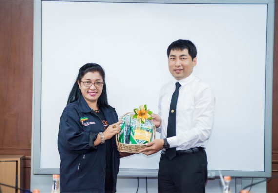 ภาพกิจกรรม คณะวิทยาศาสตร์ฯ ศึกษาดูงานด้านการบริหารจัดการงานสำนักงาน การประกันคุณภาพการศึกษา ณ คณะวิทยาศาสตร์และเทคโนโลยี มหาวิทยาลัยราชภัฏเชียงราย