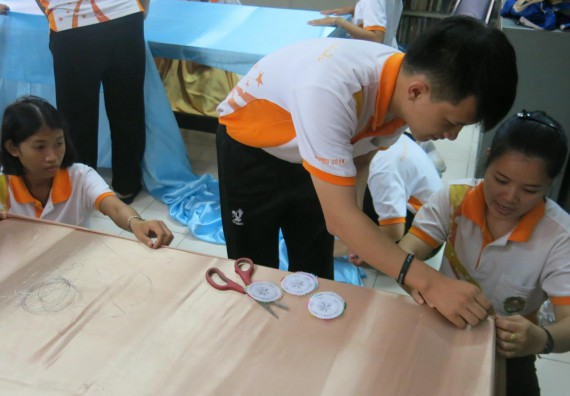 ภาพกิจกรรม โปรแกรมวิชาสาธารณสุขศาสตร์ จัดการอบรม เรื่อง เทคนิคการจับจีบผ้า