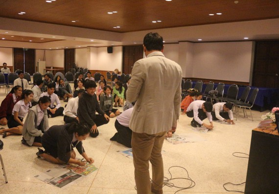 ภาพกิจกรรม โปรแกรมวิชาคณิตศาสตร์ จัดการอบรมเชิงปฏิบัติการ เรื่อง การฝึกเป็นพิธีกรพูดในที่ชุมชน