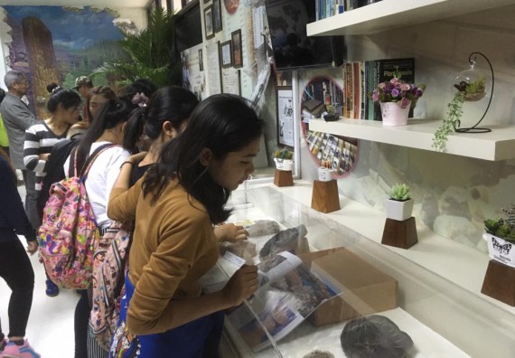 ภาพกิจกรรม โปรแกรมวิชาวิทยาศาสตร์สิ่งแวดล้อม จัดกิจกรรมบูรณาการศึกษาเรียนรู้นอกสถานที่และสัมมนาวิชาการด้านสิ่งแวดล้อม