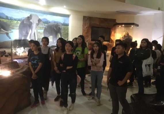 ภาพกิจกรรม โปรแกรมวิชาวิทยาศาสตร์สิ่งแวดล้อม จัดกิจกรรมบูรณาการศึกษาเรียนรู้นอกสถานที่และสัมมนาวิชาการด้านสิ่งแวดล้อม