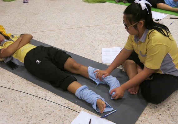 ภาพกิจกรรม โปรแกรมวิชาสาธารณสุขศาสตร์ จัดอบรม เรื่อง การนวดเท้าเพื่อสุขภาพ