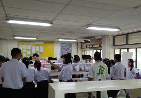 ภาพกิจกรรม โปรแกรมวิชาชีววิทยา ได้มีการจัดค่ายเทคนิคปลอดเชื้อและเพาะเลี้ยงเนื้อเยื่อพืช