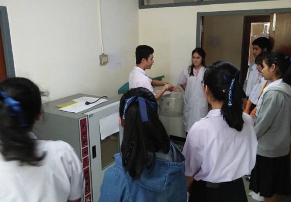 ภาพกิจกรรม โปรแกรมวิชาชีววิทยา ได้มีการจัดค่ายเทคนิคปลอดเชื้อและเพาะเลี้ยงเนื้อเยื่อพืช