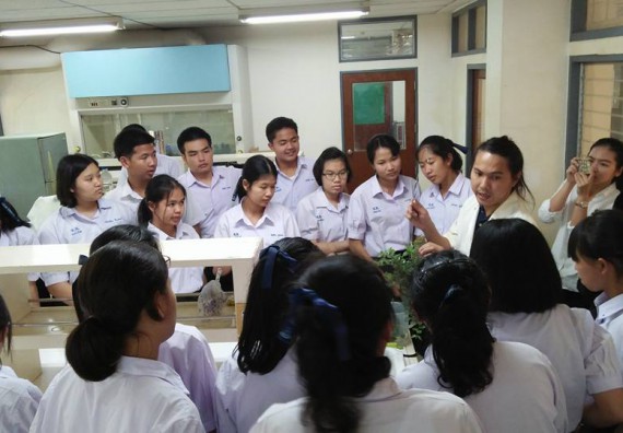 ภาพกิจกรรม โปรแกรมวิชาชีววิทยา ได้มีการจัดค่ายเทคนิคปลอดเชื้อและเพาะเลี้ยงเนื้อเยื่อพืช