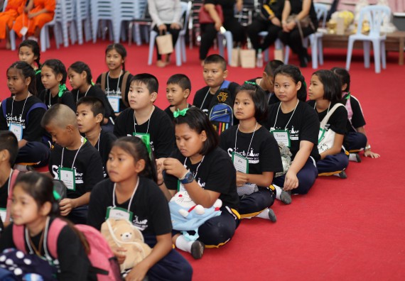 ภาพกิจกรรม คณะวิทยาศาสตร์และเทคโนโลยี จัดกิจกรรมค่ายวิทยาศาสตร์โรงเรียนเจริญสุขอุดมวิทยา