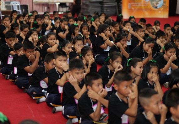 ภาพกิจกรรม คณะวิทยาศาสตร์และเทคโนโลยี จัดกิจกรรมค่ายวิทยาศาสตร์โรงเรียนเจริญสุขอุดมวิทยา