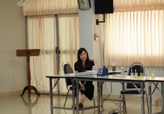 ภาพกิจกรรม คณะวิทยาศาสตร์และเทคโนโลยี จัดกิจกรรมค่ายวิทยาศาสตร์โรงเรียนเจริญสุขอุดมวิทยา