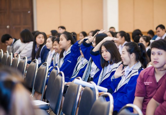 ภาพกิจกรรม นักศึกษาคณะวิทยาศาสตร์และเทคโนโลยี เข้าร่วมโครงการฝึกอบรมการประกันคุณภาพการศึกษา โดยกระบวนการจัดการความรู้ QA.KM