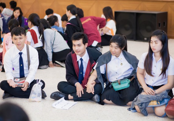 ภาพกิจกรรม นักศึกษาคณะวิทยาศาสตร์และเทคโนโลยี เข้าร่วมโครงการฝึกอบรมการประกันคุณภาพการศึกษา โดยกระบวนการจัดการความรู้ QA.KM