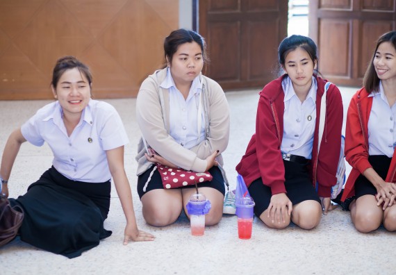 ภาพกิจกรรม นักศึกษาคณะวิทยาศาสตร์และเทคโนโลยี เข้าร่วมโครงการฝึกอบรมการประกันคุณภาพการศึกษา โดยกระบวนการจัดการความรู้ QA.KM