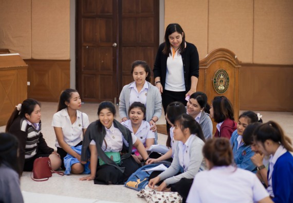 ภาพกิจกรรม นักศึกษาคณะวิทยาศาสตร์และเทคโนโลยี เข้าร่วมโครงการฝึกอบรมการประกันคุณภาพการศึกษา โดยกระบวนการจัดการความรู้ QA.KM