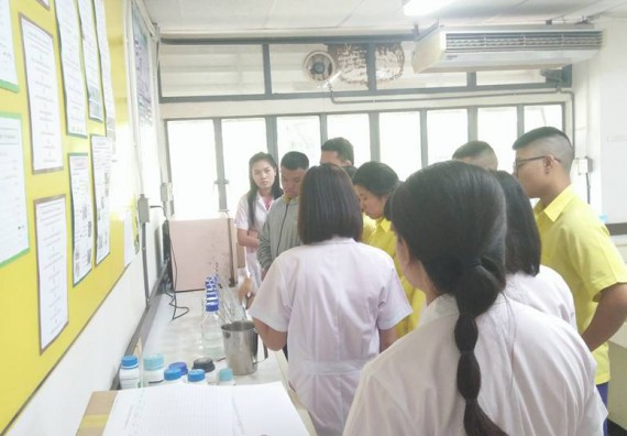 ภาพกิจกรรม โปรแกรมวิชาชีววิทยา จัดการอบรมการศึกษาความหลากหลายและอนุกรมวิธานพืช