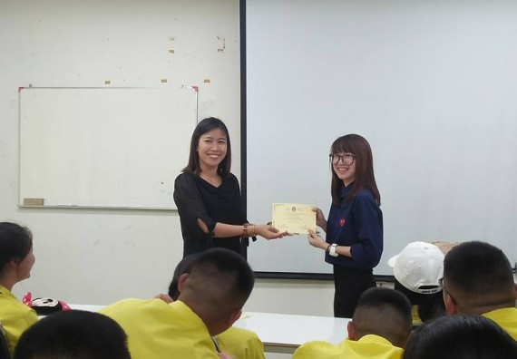 ภาพกิจกรรม โปรแกรมวิชาชีววิทยา จัดการอบรมการศึกษาความหลากหลายและอนุกรมวิธานพืช