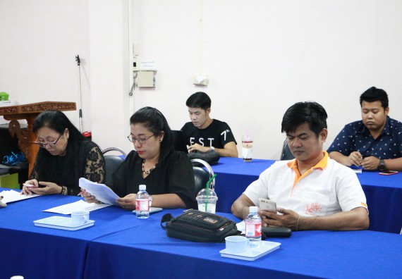 ภาพกิจกรรม ประชุมเรื่อง การดำเนินการกลั่นกรองรายชื่อบุคคลเพื่อเสนอชื่อเข้ารับการสรรหาเพื่อดำรงตำแหน่งอธิการบดี