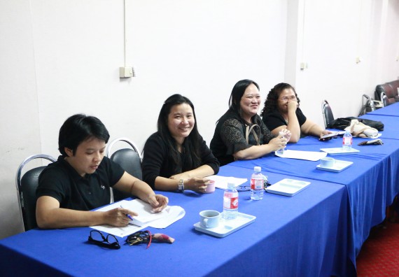 ภาพกิจกรรม ประชุมเรื่อง การดำเนินการกลั่นกรองรายชื่อบุคคลเพื่อเสนอชื่อเข้ารับการสรรหาเพื่อดำรงตำแหน่งอธิการบดี