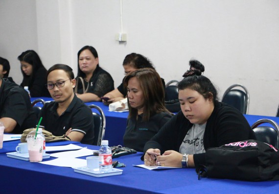 ภาพกิจกรรม ประชุมเรื่อง การดำเนินการกลั่นกรองรายชื่อบุคคลเพื่อเสนอชื่อเข้ารับการสรรหาเพื่อดำรงตำแหน่งอธิการบดี