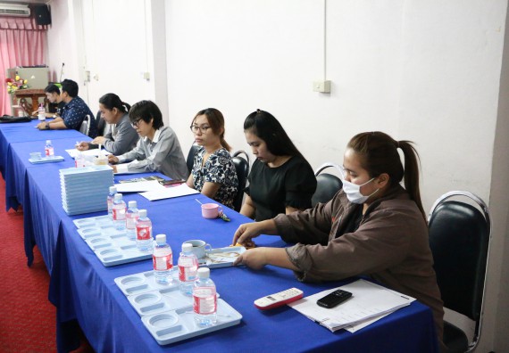 ภาพกิจกรรม ประชุมเรื่อง การดำเนินการกลั่นกรองรายชื่อบุคคลเพื่อเสนอชื่อเข้ารับการสรรหาเพื่อดำรงตำแหน่งอธิการบดี