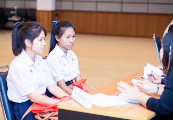 ภาพกิจกรรม คณะวิทยาศาสตร์และเทคโนโลยี จัดกิจกรรมแนะแนวการศึกษาต่อ ประจำปีการศึกษา 2560