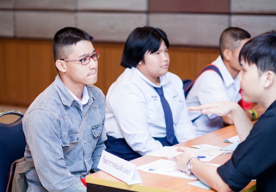 ภาพกิจกรรม คณะวิทยาศาสตร์และเทคโนโลยี จัดกิจกรรมแนะแนวการศึกษาต่อ ประจำปีการศึกษา 2560