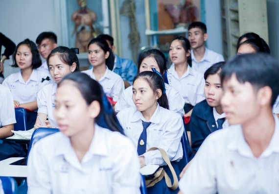 ภาพกิจกรรม คณะวิทยาศาสตร์และเทคโนโลยี จัดกิจกรรมแนะแนวการศึกษาต่อ ประจำปีการศึกษา 2560