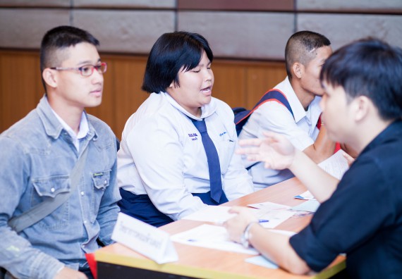 ภาพกิจกรรม คณะวิทยาศาสตร์และเทคโนโลยี จัดกิจกรรมแนะแนวการศึกษาต่อ ประจำปีการศึกษา 2560