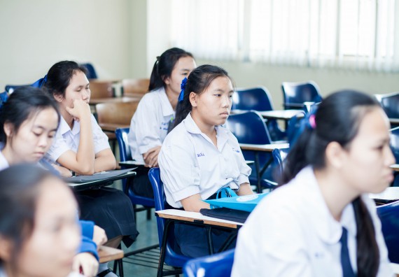 ภาพกิจกรรม คณะวิทยาศาสตร์และเทคโนโลยี จัดกิจกรรมแนะแนวการศึกษาต่อ ประจำปีการศึกษา 2560