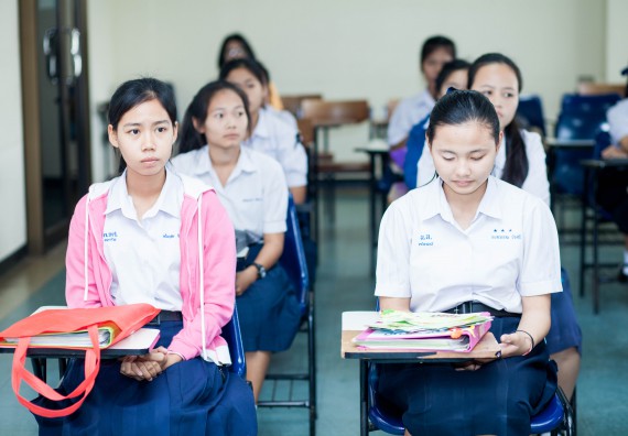 ภาพกิจกรรม คณะวิทยาศาสตร์และเทคโนโลยี จัดกิจกรรมแนะแนวการศึกษาต่อ ประจำปีการศึกษา 2560