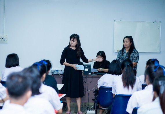 ภาพกิจกรรม คณะวิทยาศาสตร์และเทคโนโลยี จัดกิจกรรมแนะแนวการศึกษาต่อ ประจำปีการศึกษา 2560