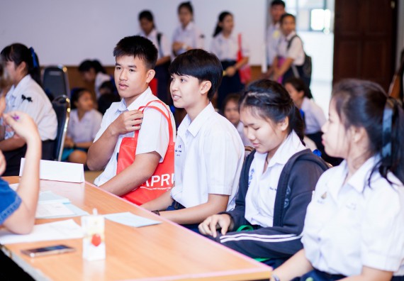 ภาพกิจกรรม คณะวิทยาศาสตร์และเทคโนโลยี จัดกิจกรรมแนะแนวการศึกษาต่อ ประจำปีการศึกษา 2560