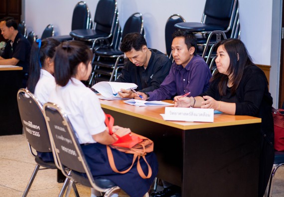 ภาพกิจกรรม คณะวิทยาศาสตร์และเทคโนโลยี จัดกิจกรรมแนะแนวการศึกษาต่อ ประจำปีการศึกษา 2560