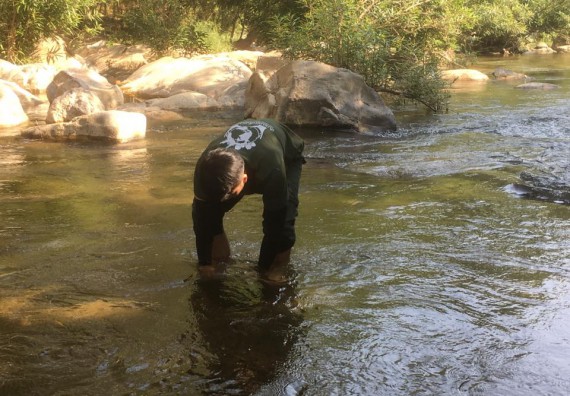 ภาพกิจกรรม โปรแกรมวิชาวิทยาศาสตร์สิ่งแวดล้อม จัดกิจกรรมการศึกษาสภาพดินและน้ำในพื้นที่ต้นน้ำลุ่มแม่น้ำปิง