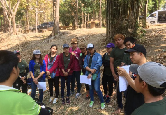 ภาพกิจกรรม โปรแกรมวิชาวิทยาศาสตร์สิ่งแวดล้อม จัดกิจกรรมการศึกษาสภาพดินและน้ำในพื้นที่ต้นน้ำลุ่มแม่น้ำปิง