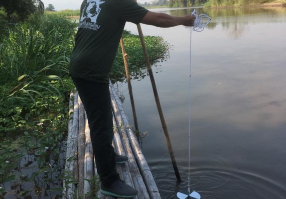 ภาพกิจกรรม โปรแกรมวิชาวิทยาศาสตร์สิ่งแวดล้อม จัดกิจกรรมการศึกษาสภาพดินและน้ำในพื้นที่ต้นน้ำลุ่มแม่น้ำปิง