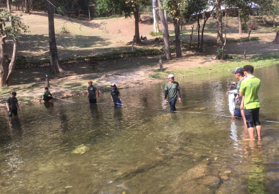 ภาพกิจกรรม โปรแกรมวิชาวิทยาศาสตร์สิ่งแวดล้อม จัดกิจกรรมการศึกษาสภาพดินและน้ำในพื้นที่ต้นน้ำลุ่มแม่น้ำปิง