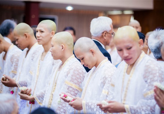 ภาพกิจกรรม คณะวิทยาศาสตร์และเทคโนโลยี เข้าร่วมพิธีบรรพชาอุปสมบท 30 รูป ถวายเป็นพระราชกุศลแด่พระบาทสมเด็จพระปรมินทรมหาภูมิพลอดุลยเดช