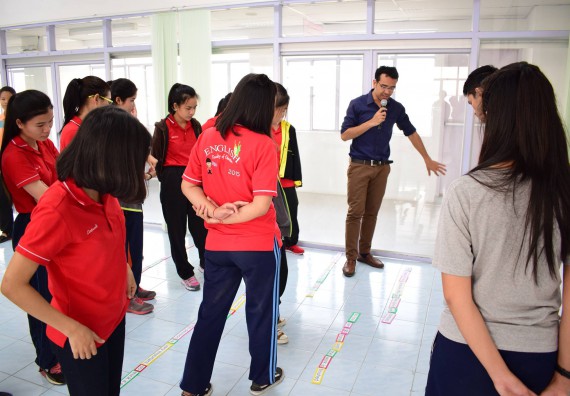 ภาพกิจกรรม ศูนย์ภาษา จัดโครงการอบรมหลักสูตรติวเข้มเพื่อเตรียมสอบ TOEIC