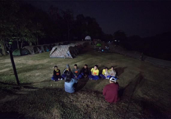 ภาพกิจกรรม โปรแกรมวิชาฟิสิกส์ จัดกิจกรรมค่ายดาราศาสตร์ สำหรับนักเรียนห้องเรียนพิเศษวิทยาศาสตร์ คณิตศาสตร์ และเทคโนโลยี (SMAT)